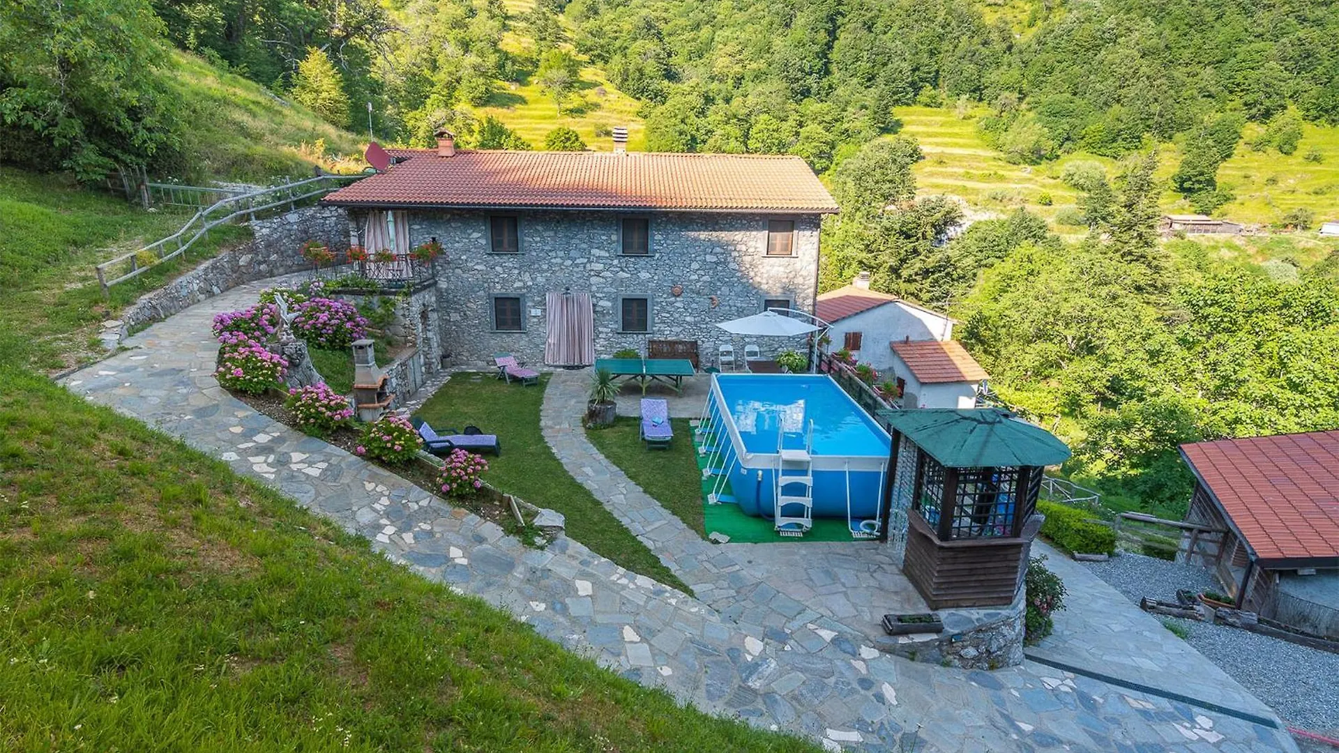 Amazing Home In Palagnana - Stazzema